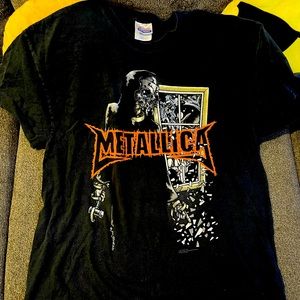 Vintage Metallica T-shirt size adult large 42-44